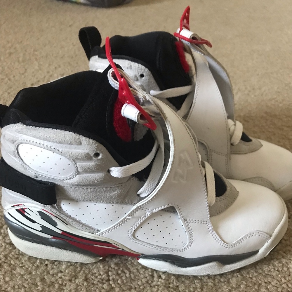 Jordan Bugs Bunny 8s